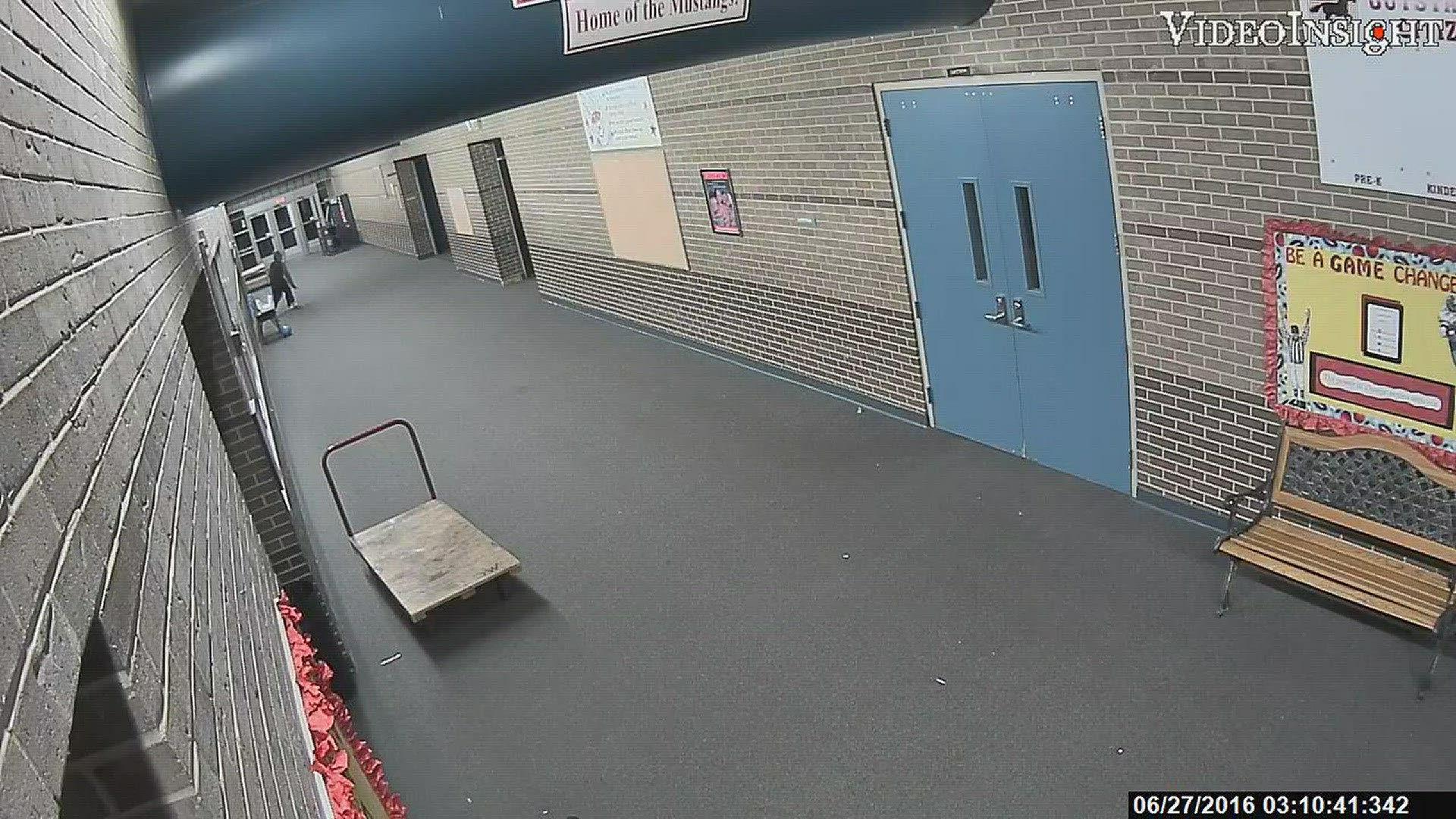 Video of an arson suspect suspected of setting a fire in a Fort Worth elementary kindergarten classroom.