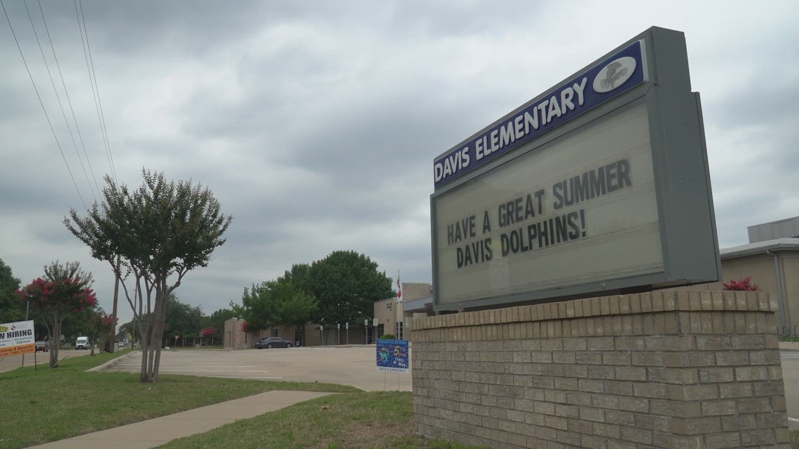 Parents rally in attempt to save elementary school on Plano ISD list of ...