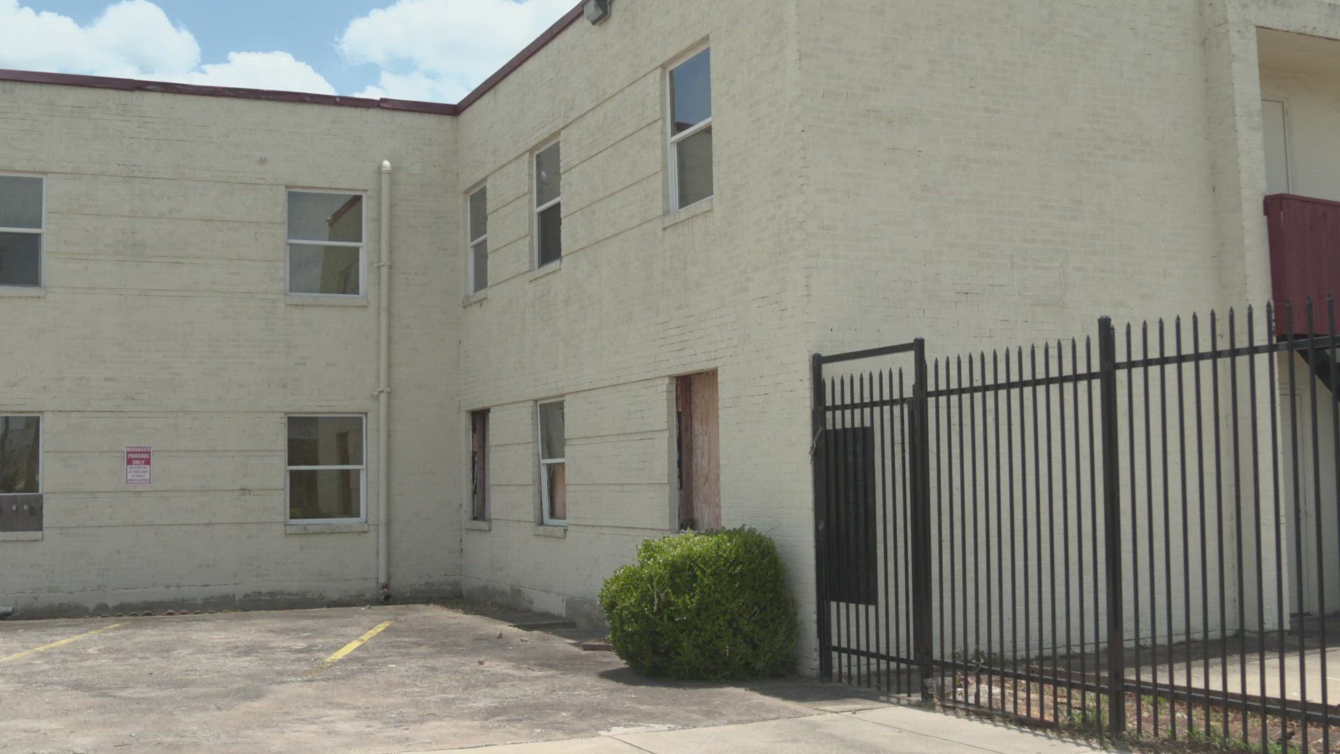 The permanent supportive housing facility planned for 1950 Fort Worth Ave. finally has an operator.