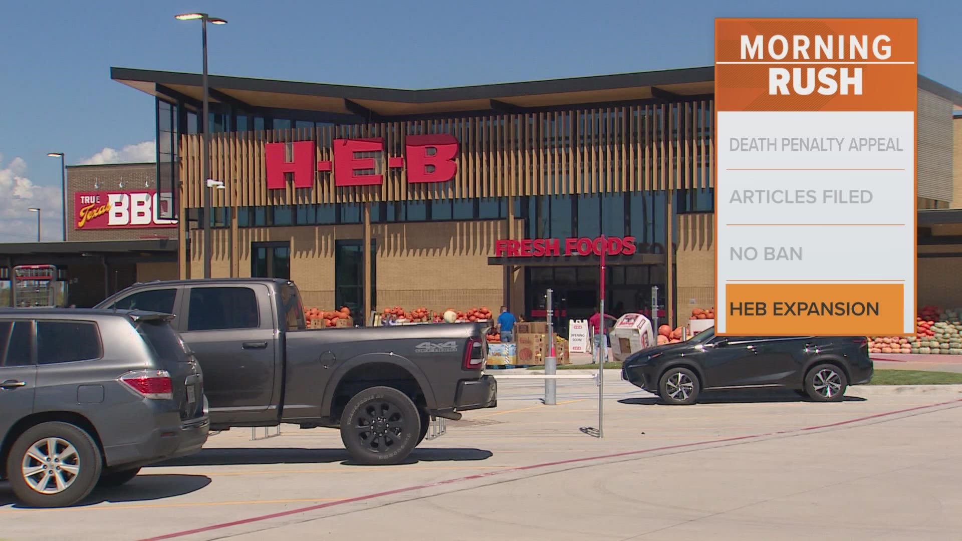 Texas grocer H-E-B airs commercials during Super Bowl 2023