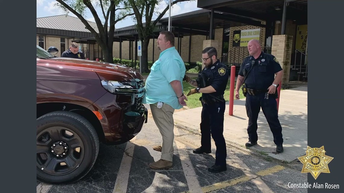 Texas superintendent arrested in underage sex string operation