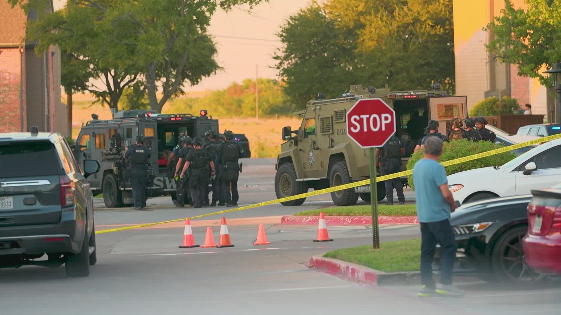 Irving PD SWAT said it was assisting Dallas PD with an arrest warrant for an aggravated robbery suspect in the 400 block of Block Drive.