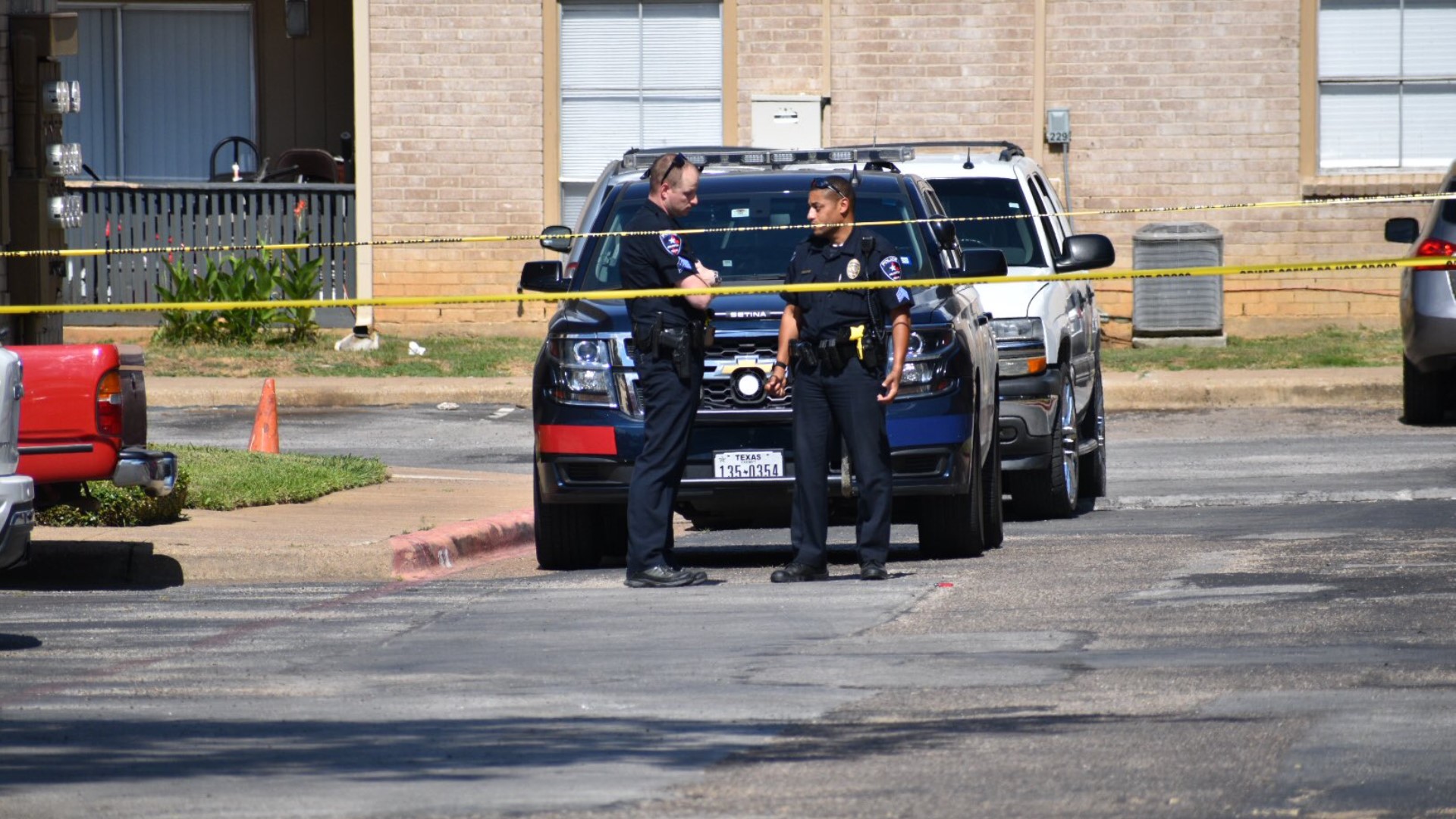 Investigation underway after 2 teens found dead in Arlington, police ...