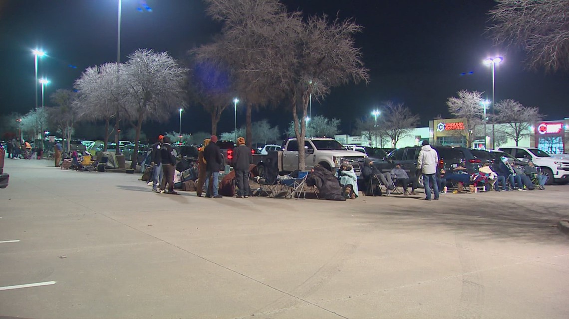 Spec's rare bourbon bottle drop in Dallas: Dozens camp overnight - Vimarsana News