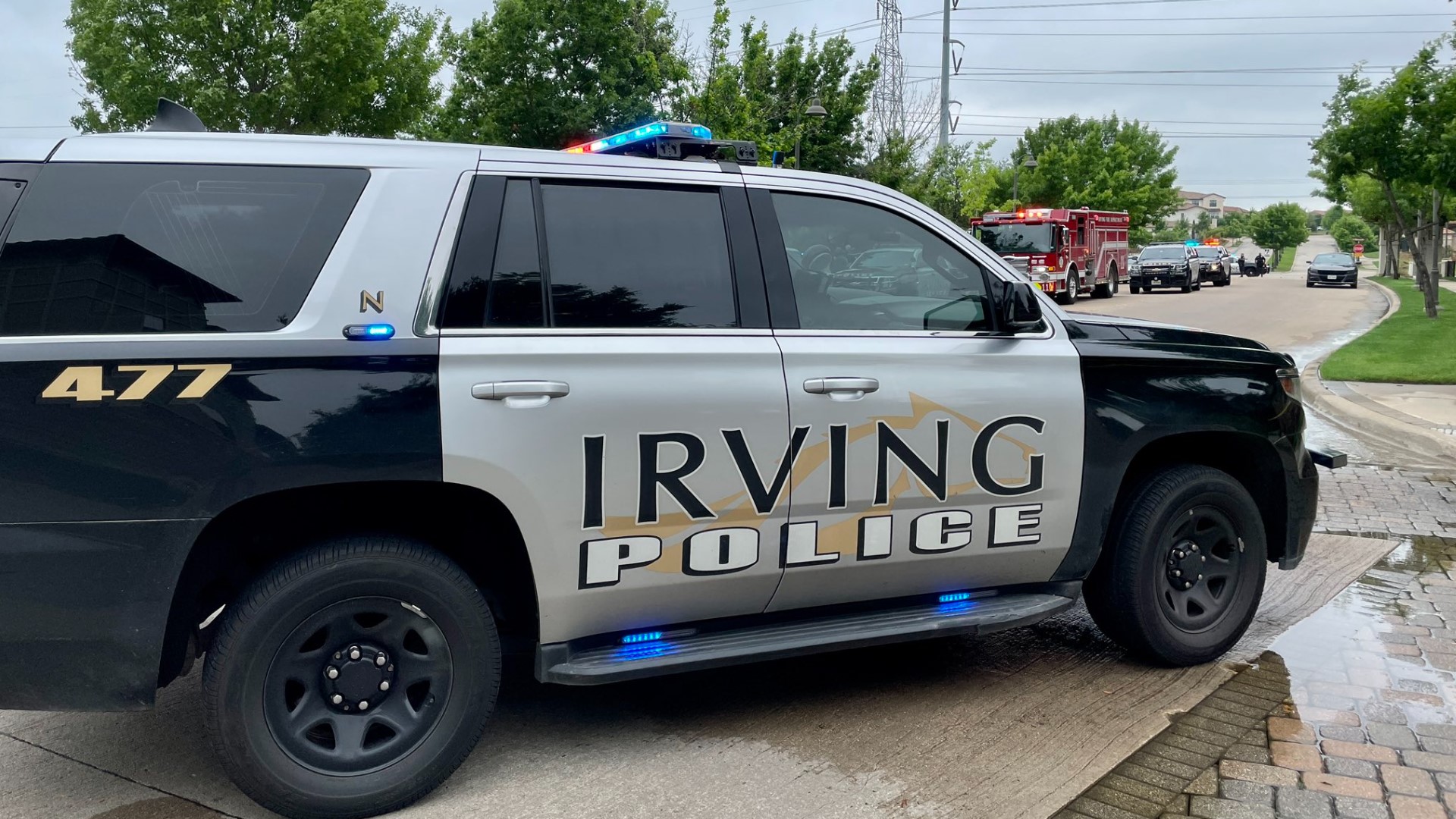 Irving police search apartment complex for suspect | wfaa.com