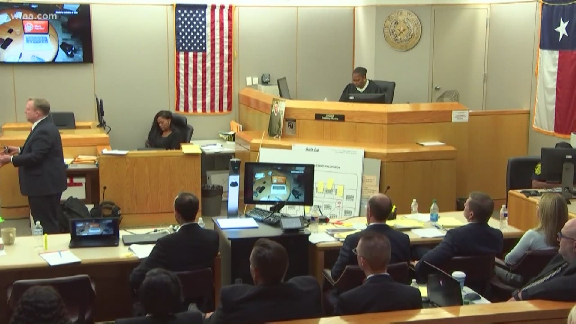 Amber Guyger murder trial Day 7: Jury now deliberating | wfaa.com