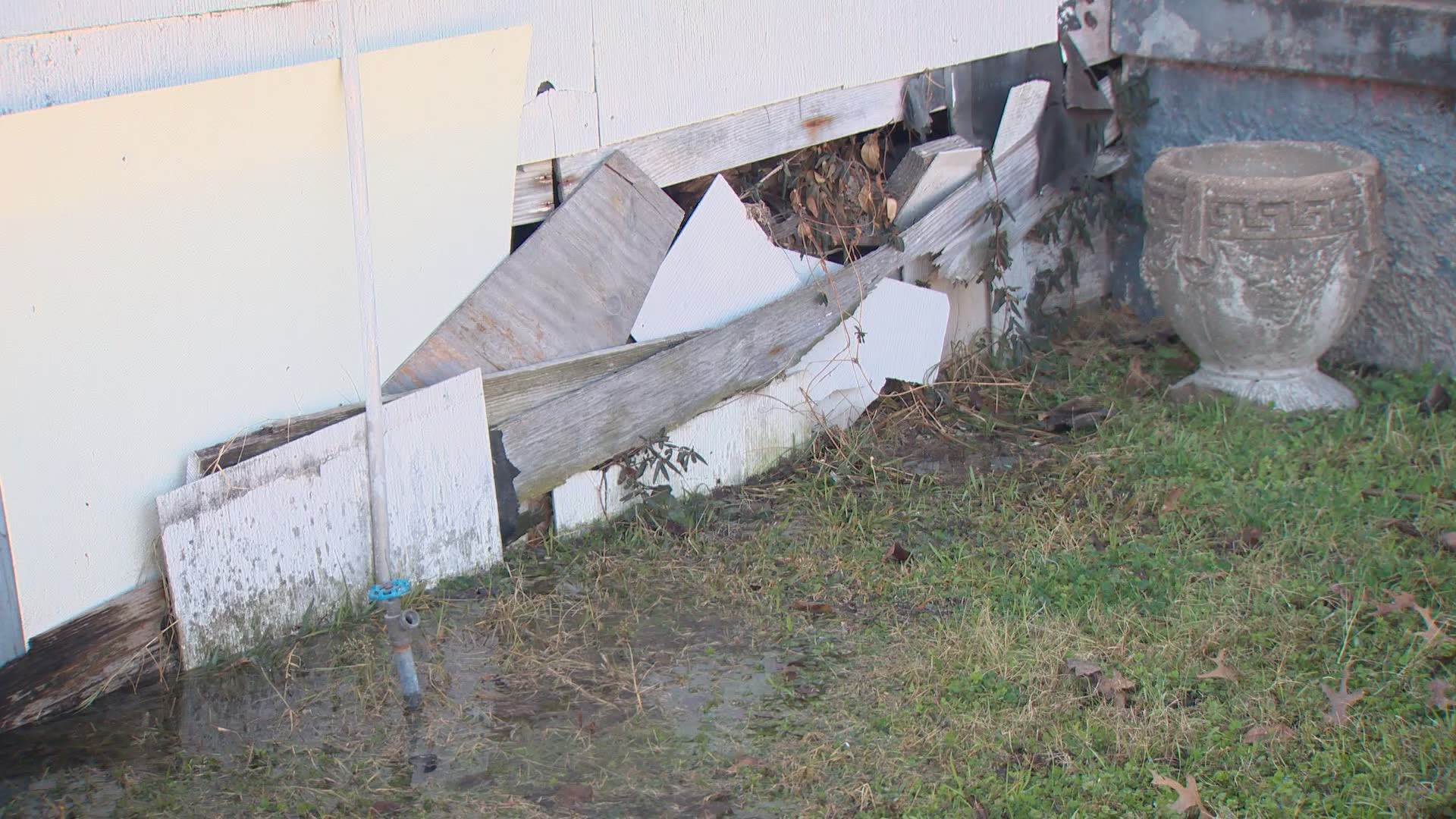 One 87-year-old woman in Oak Cliff has been dealing with water flowing from a busted pipe for days.