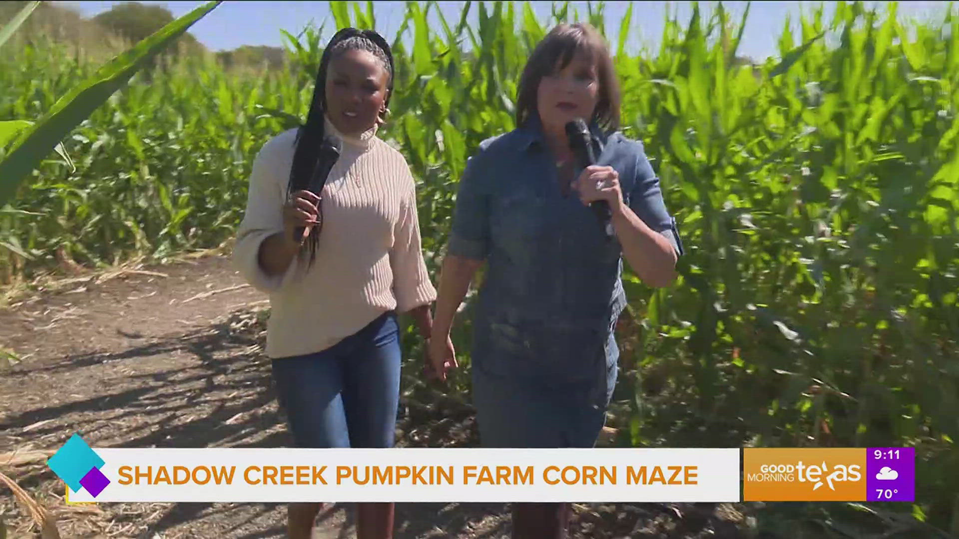 Paige and Erin check out the Shadow Creek Pumpkin Farm Corn Maze. 