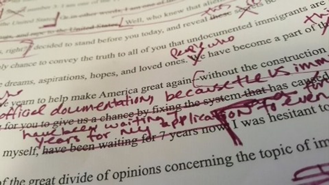 High School Valedictorian Reveals Undocumented Status In Speech Wfaa Com