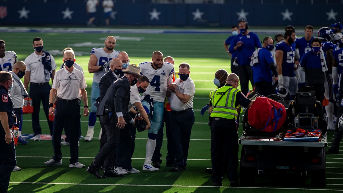 Tony Romo gets emotional in speech about losing starting job to Dak  Prescott