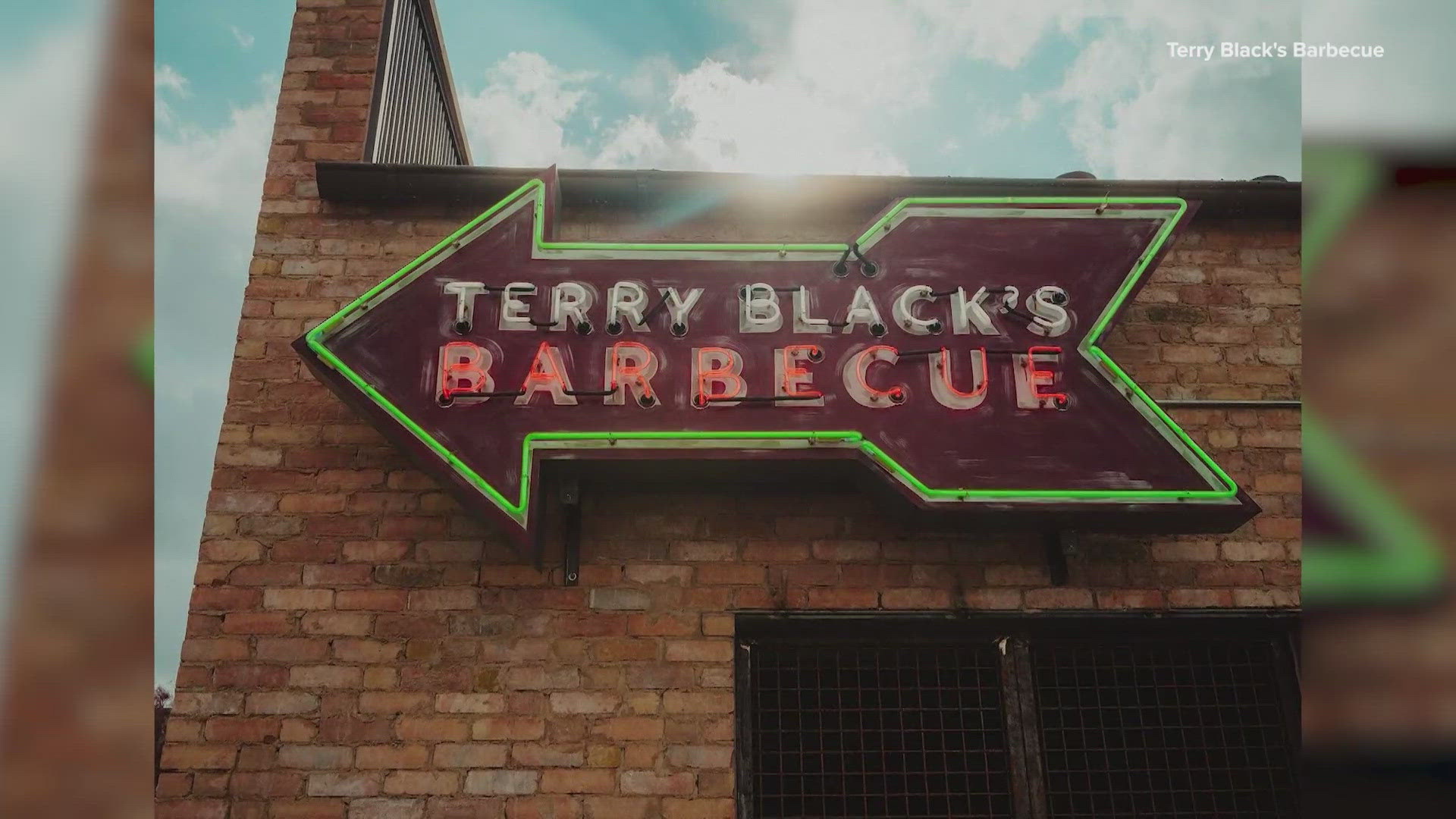 Terry Black's, a longtime staple of the Central Texas barbecue scene, expanded to North Texas with the Deep Ellum location opening in 2020.