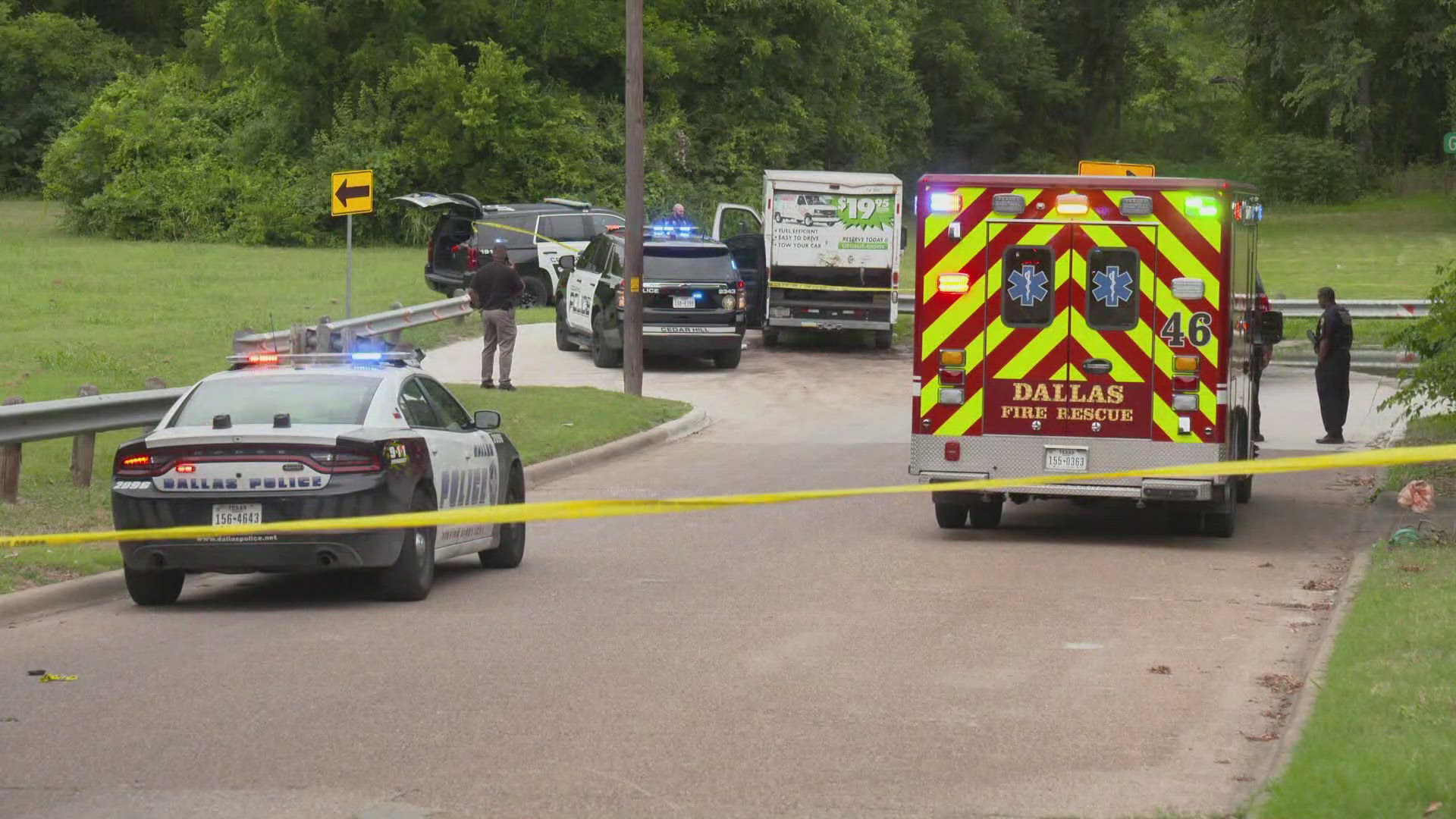 The incident began as a chase and ended at the intersection of Town Creek Drive and Glen Oaks Boulevard in Dallas, sources say.