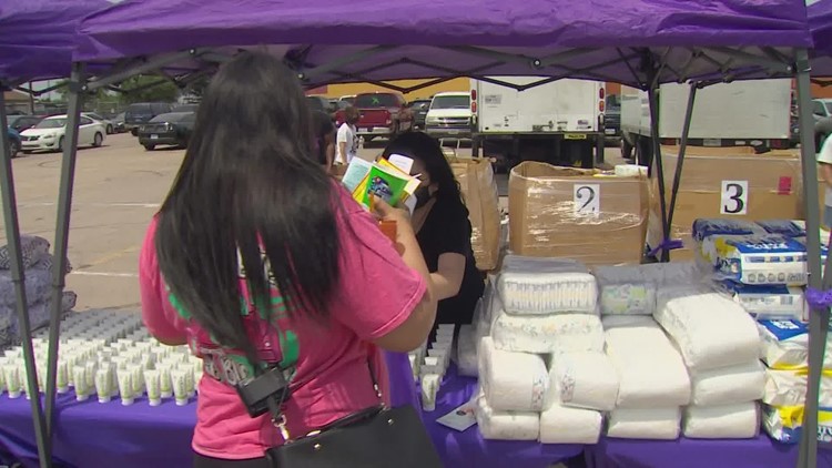 Dallas nonprofit helps hundreds of mothers in need of baby products, including formula amid national shortage