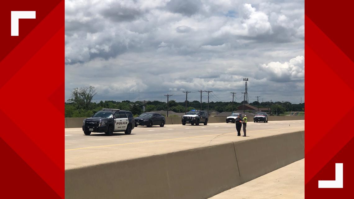 Grand Prairie police officer struck, killed in crash on highway while