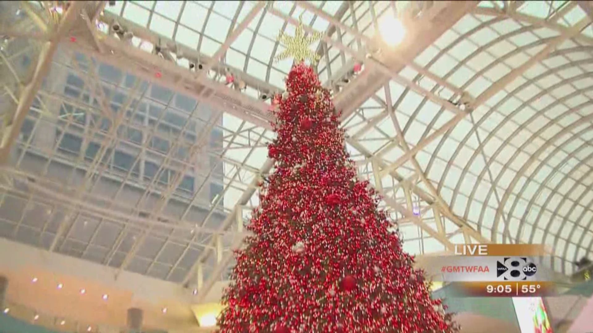 What to Know About The Galleria's Christmas Tree Lighting