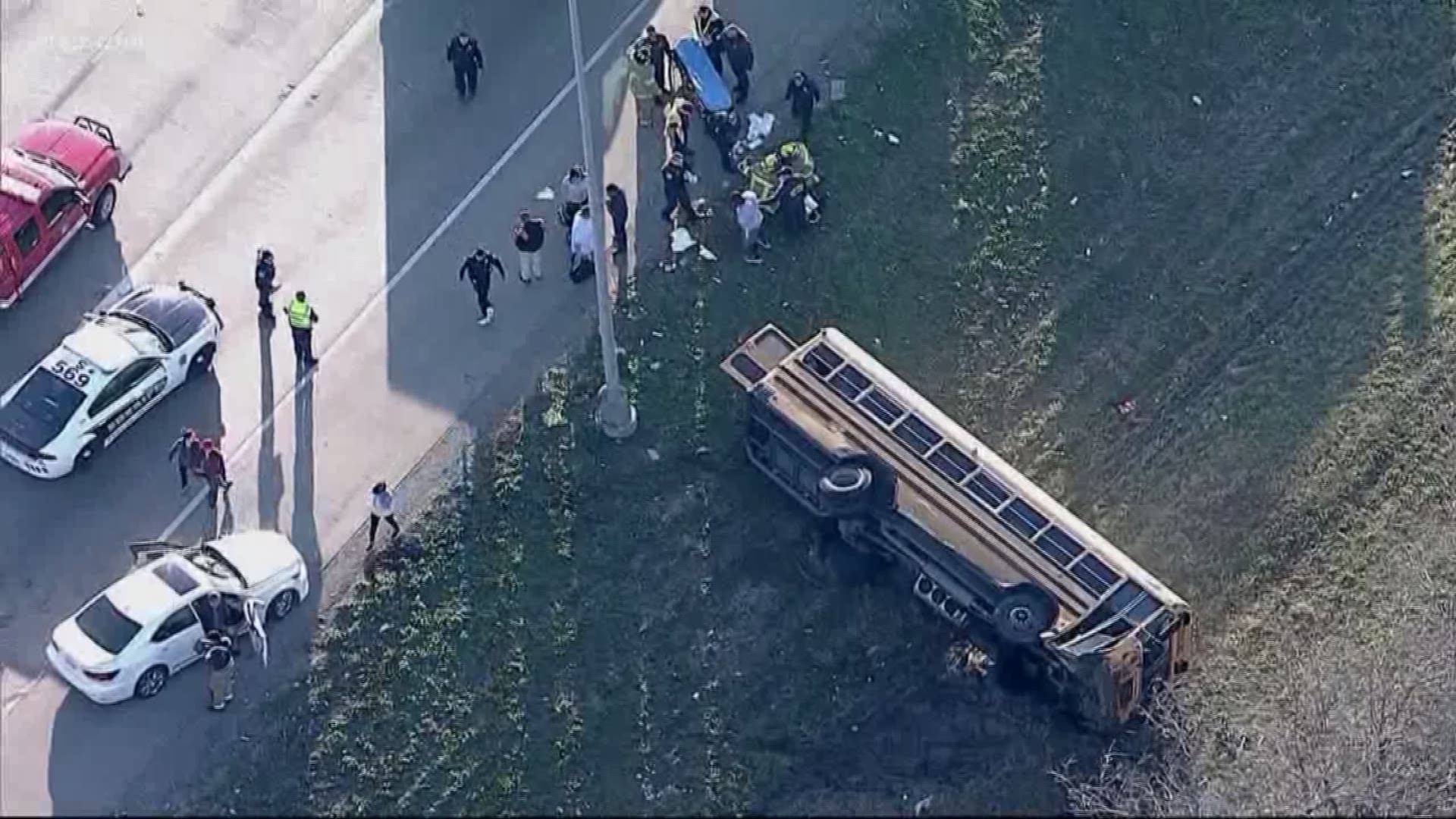 Students hurt in school bus crash