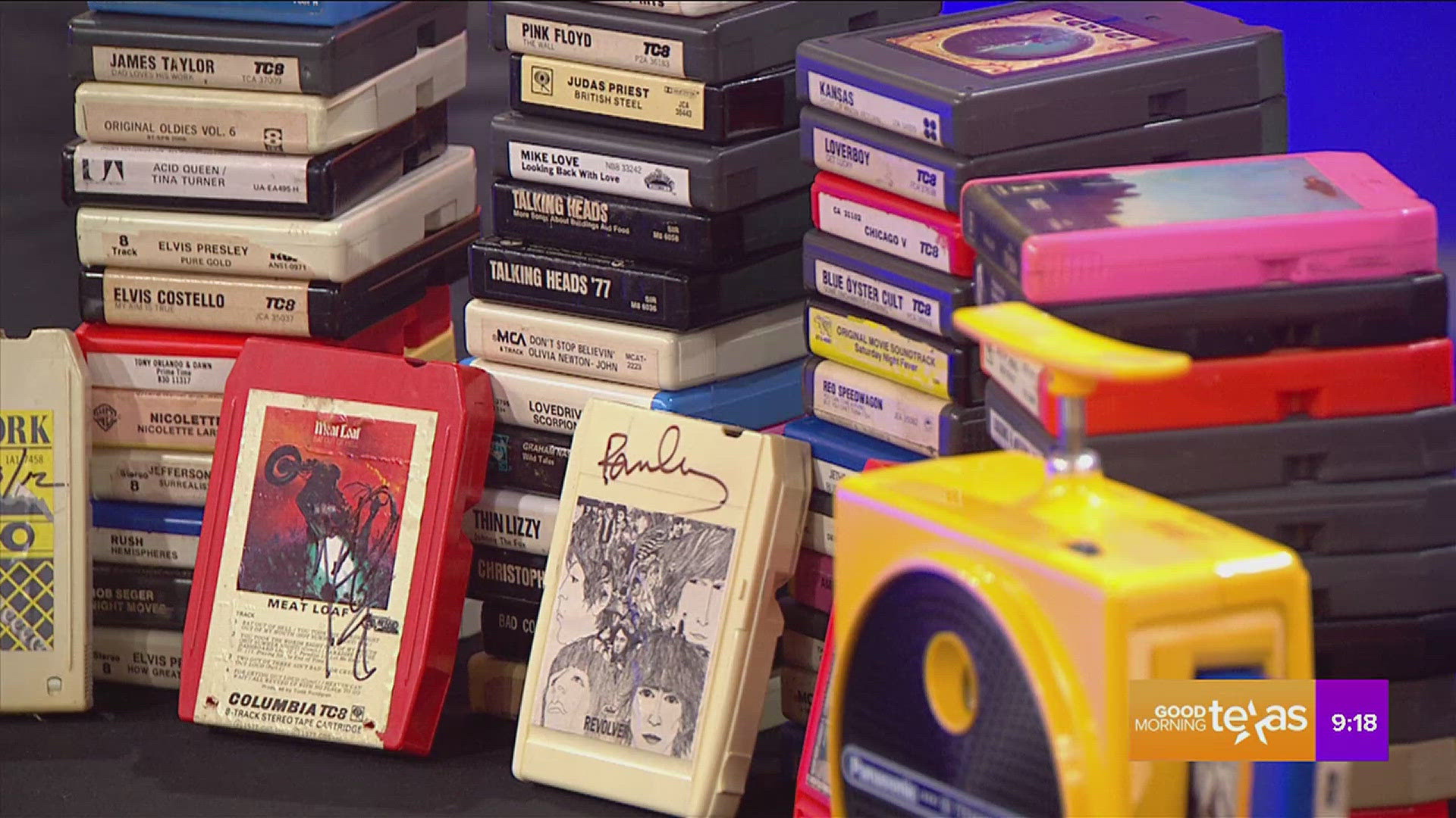 8 Track Guy Jason Niebaum opens up about how he got Sir Paul McCartney & Sir Elton John to autograph their 8-tracks for him. Go to @8trackguy for more information.