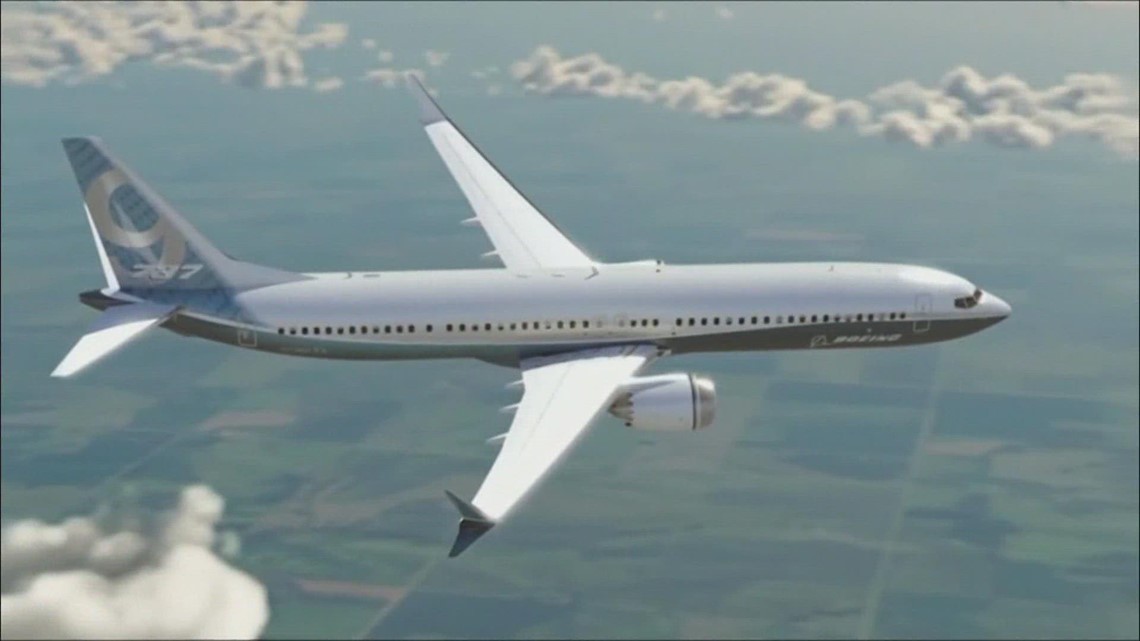 Hearing held for former Boeing pilot accused of lying to the FAA about ...