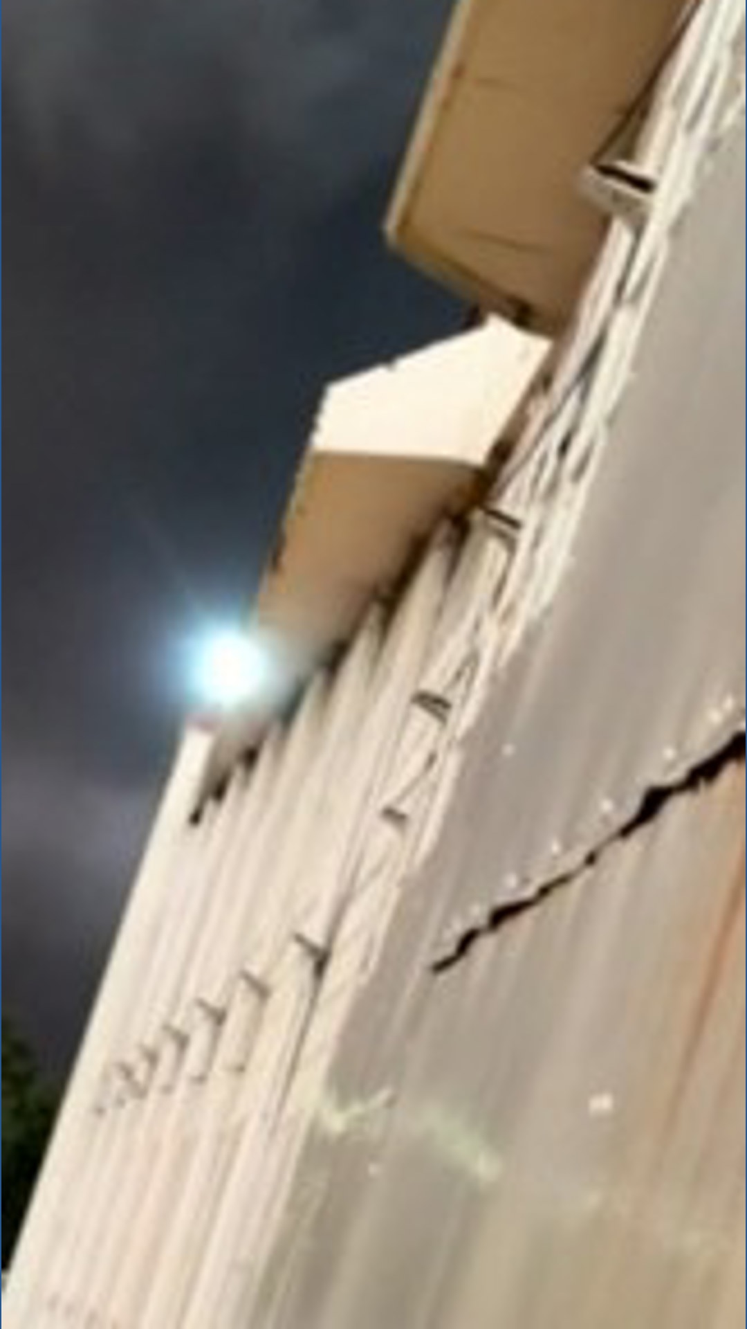 Violent tornado tears through Oklahoma town | wfaa.com