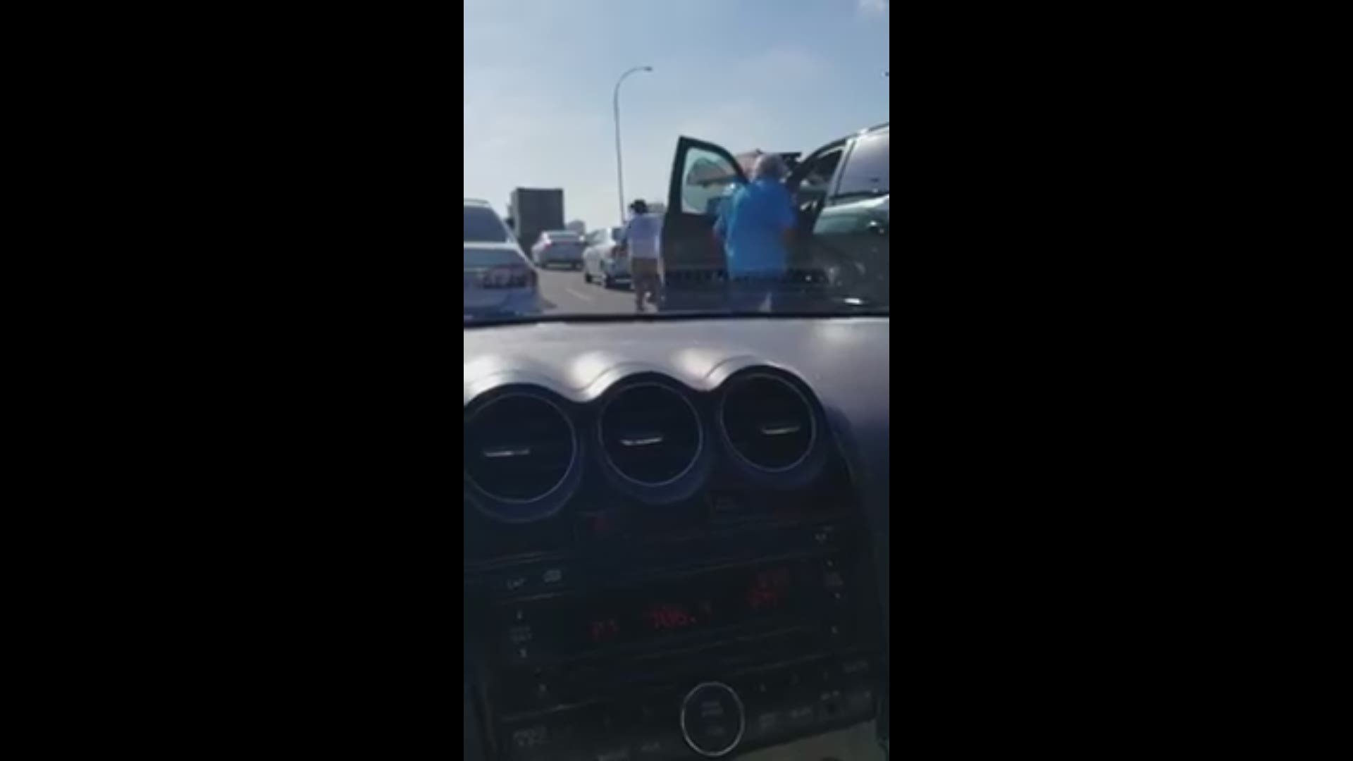 Raw video: Dancing in US 75/I-635 traffic