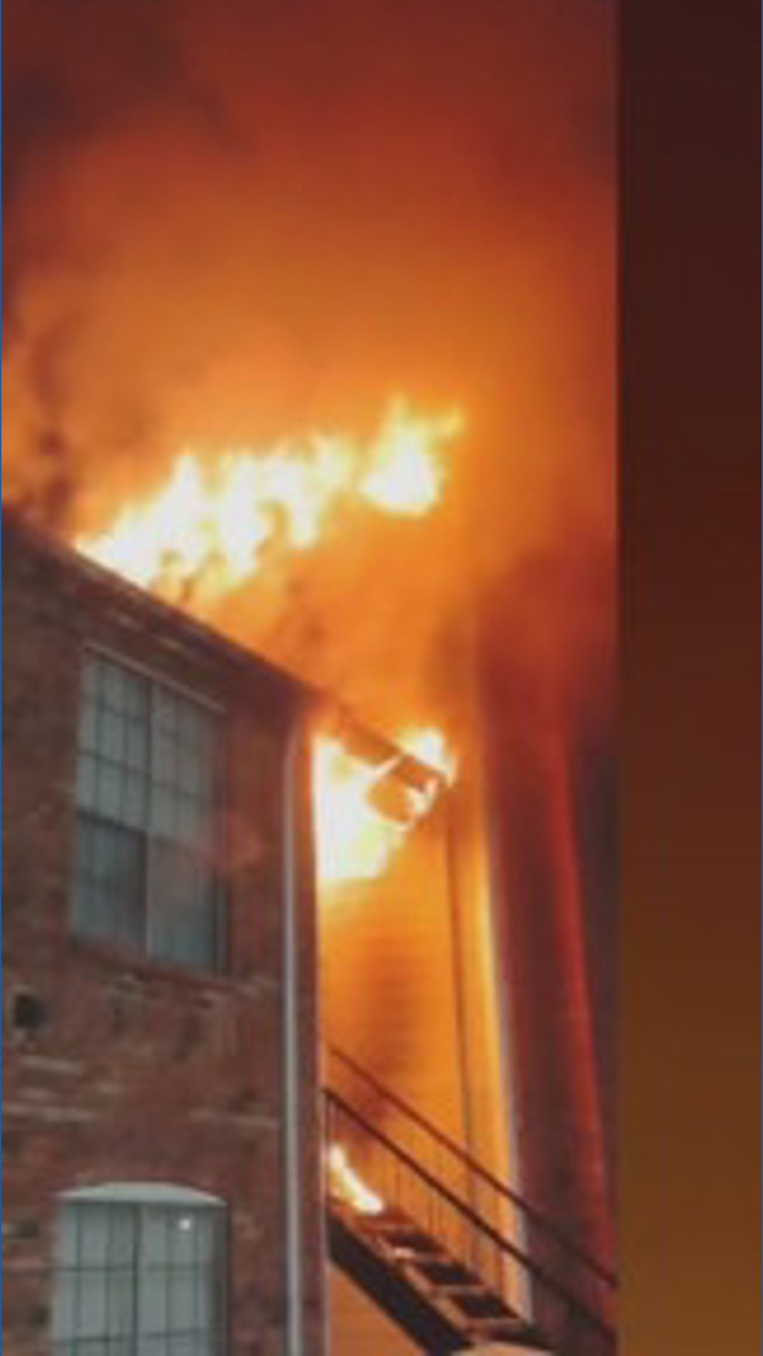 Two people killed in apartment fire near Far North Dallas | wfaa.com