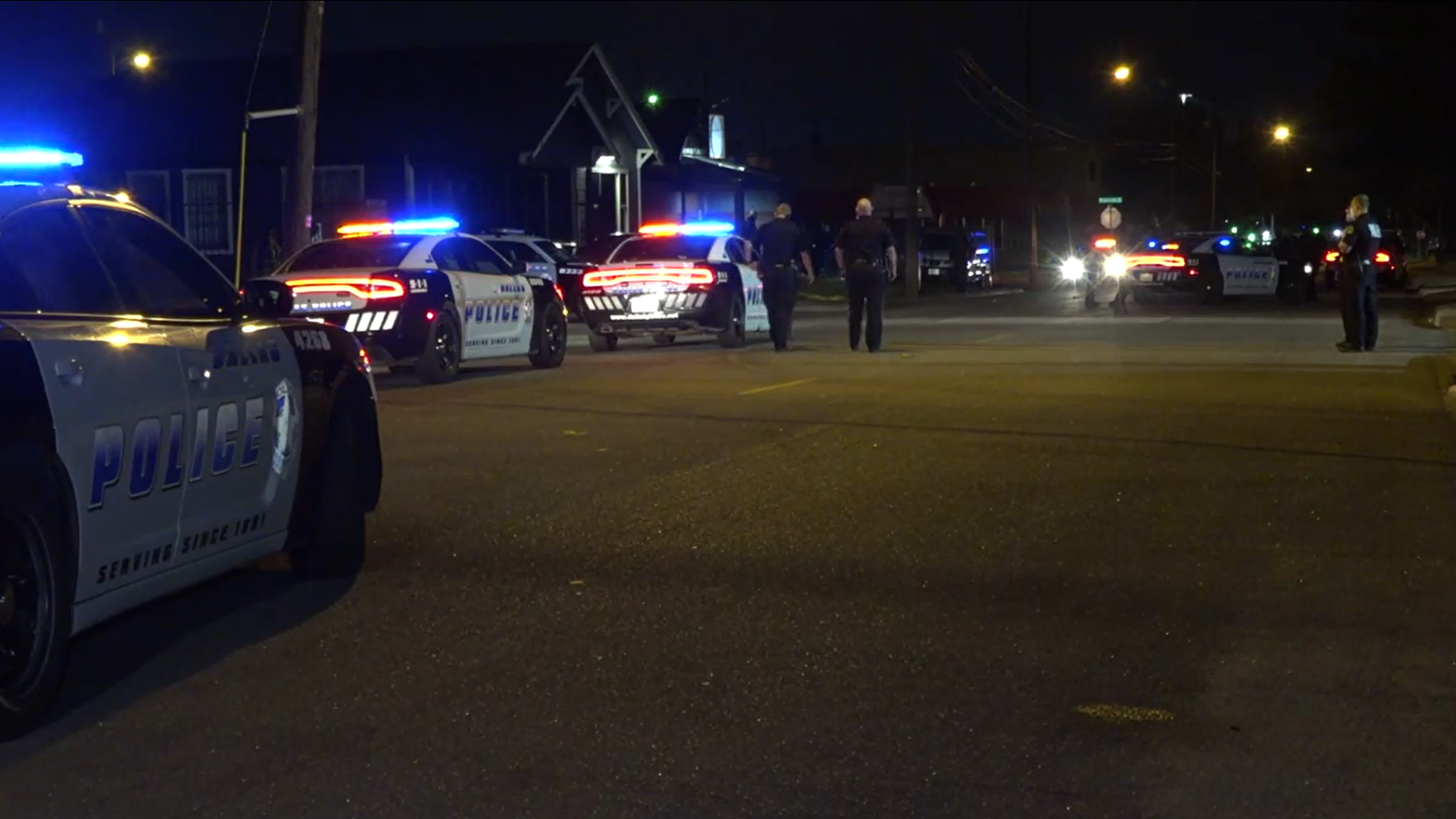 1 person hit after multiple people shoot into air, Dallas police say ...