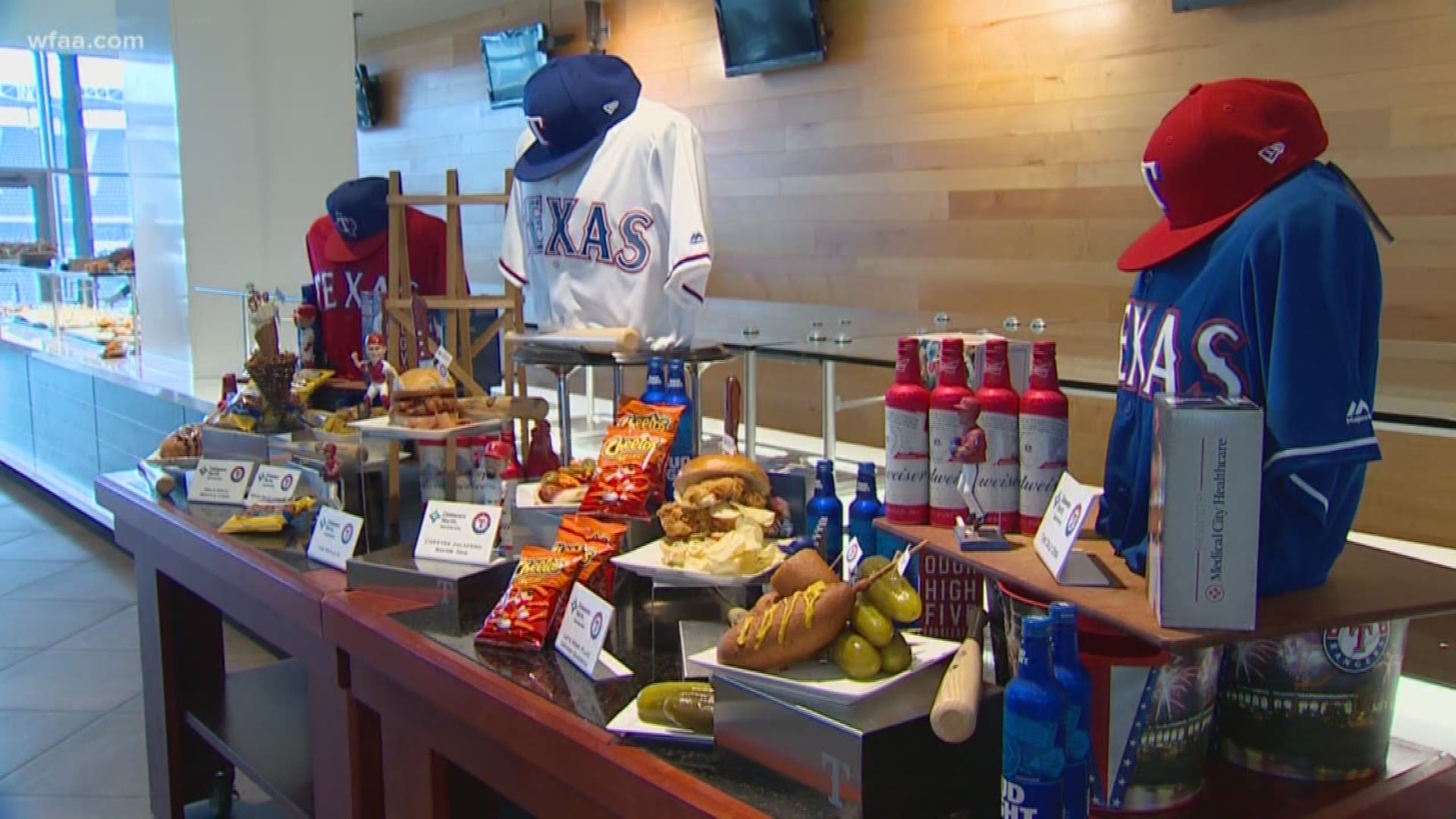 Rangers show off new Ballpark food