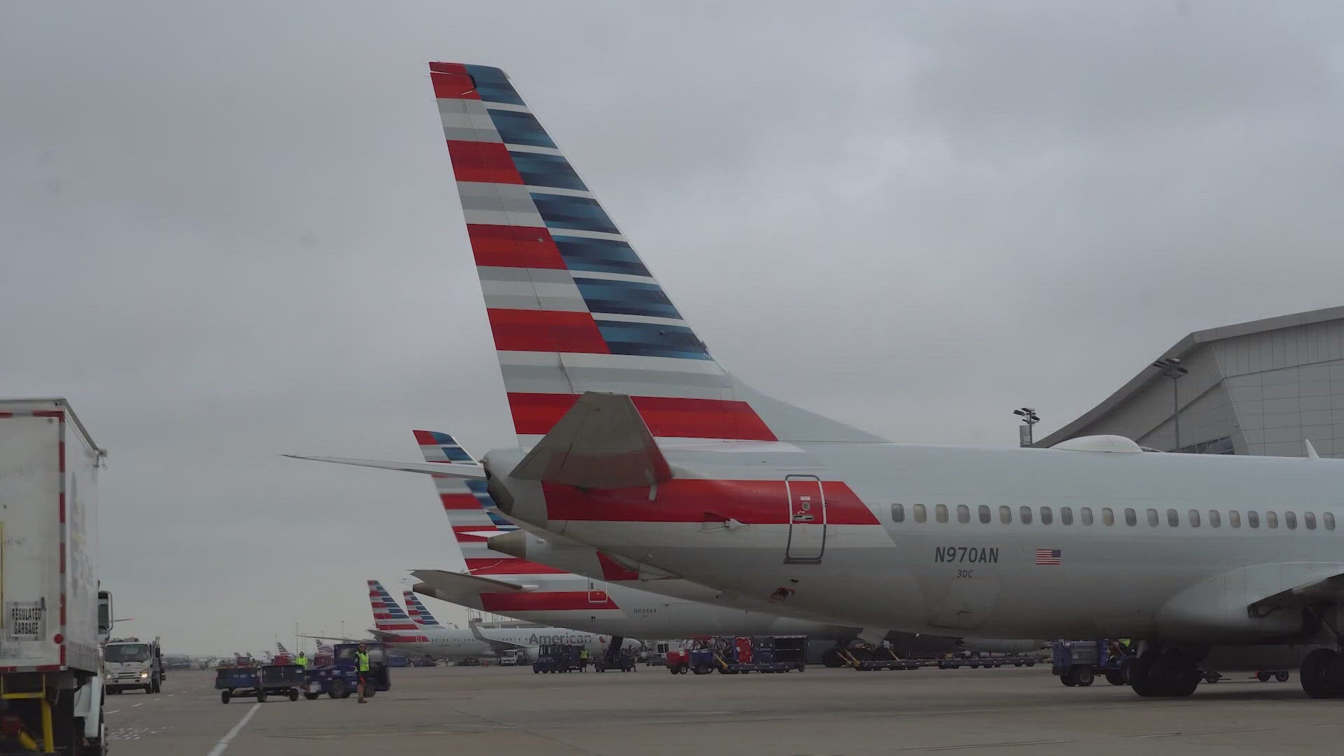 American Airlines says it will serve more than 8 million passengers this holiday season.