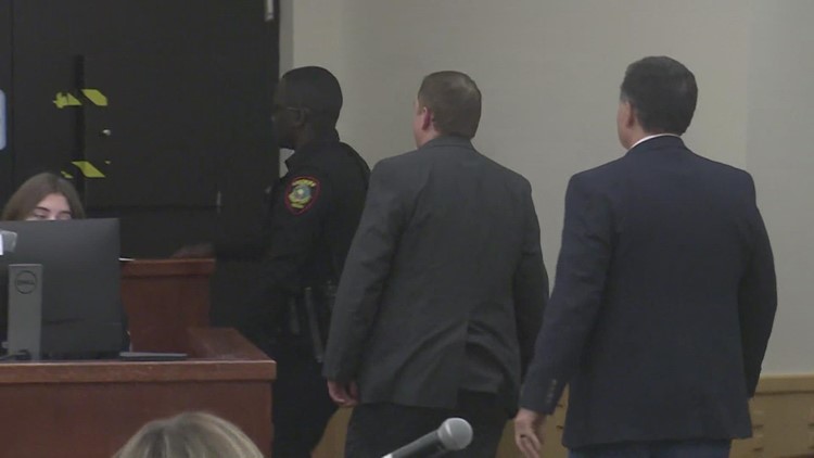 Aaron Dean's defense attorneys call for investigation into possible jury misconduct