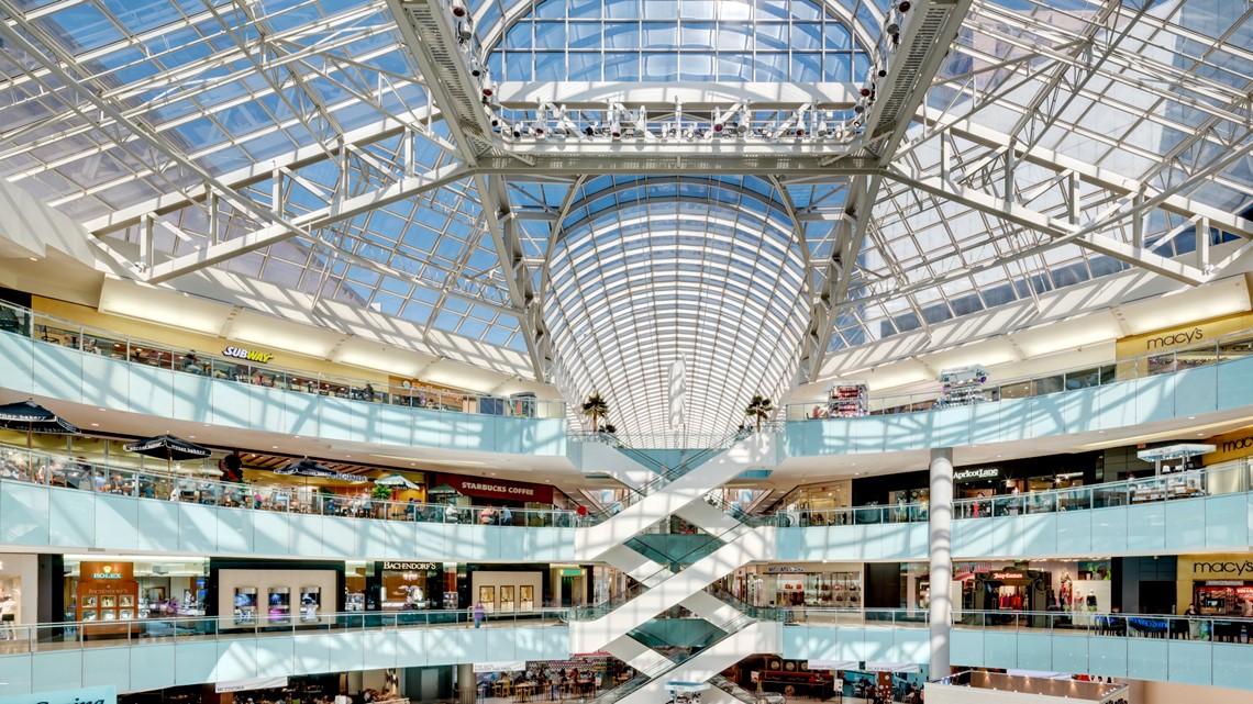 The Galleria - Dallas, TX, The camera came along for a Frid…