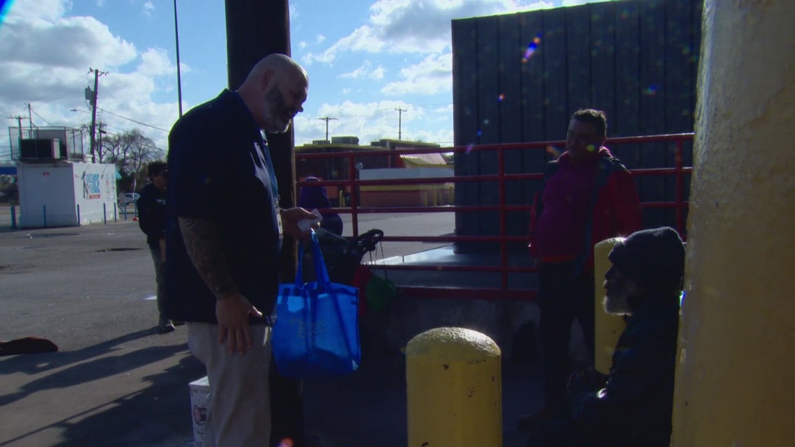 During the holidays, rapid response outreach helps protect North Texas’ most vulnerable