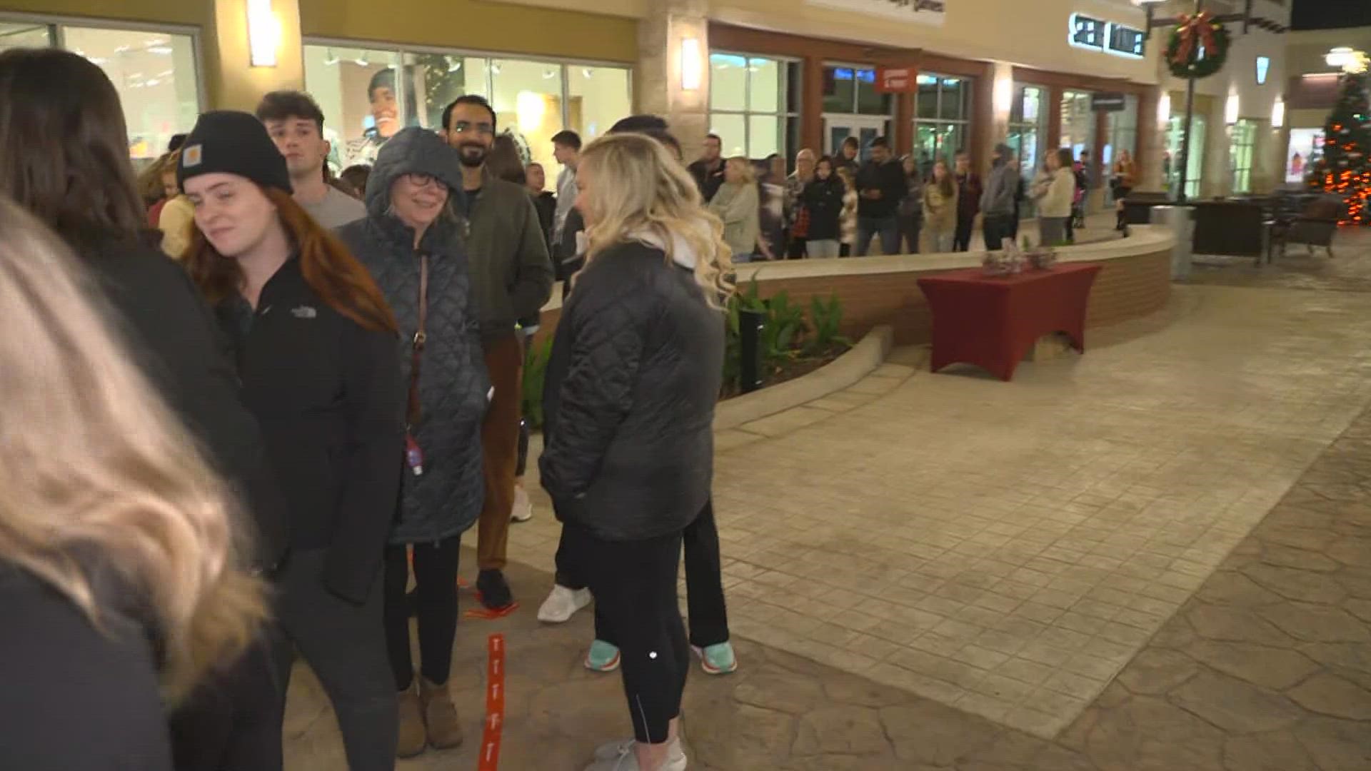 Lines started early outside stores at the Tanger Outlets, but it looks like WFAA's Susanne Brunner made it earlier to grab some deals!