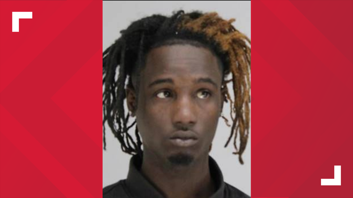 Bloody cellphone with pics of suspect leads to murder arrest, Dallas ...