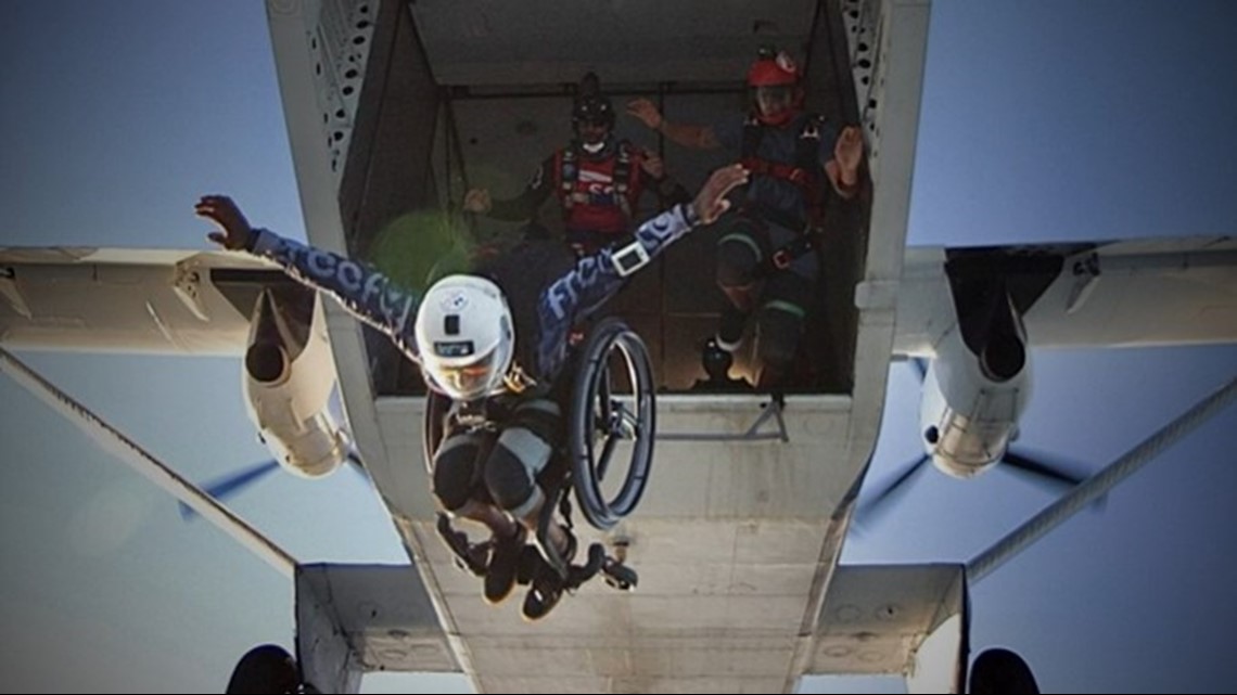 Paraplegic veteran survives freak sky diving accident