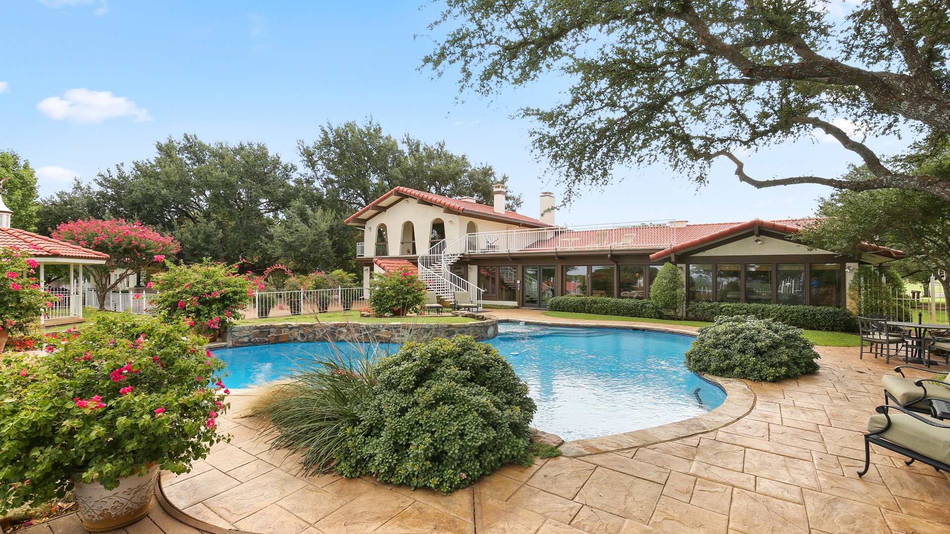 Forney ranch of 'Dallas,' 'Walker, Texas Ranger' fame listed for sale