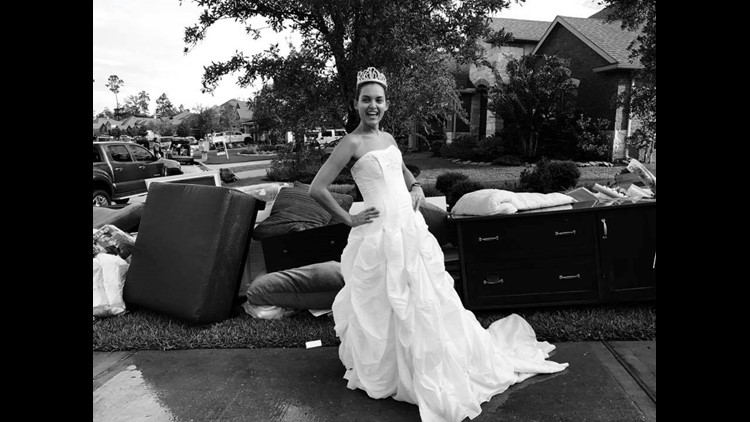 kristy wedding dress