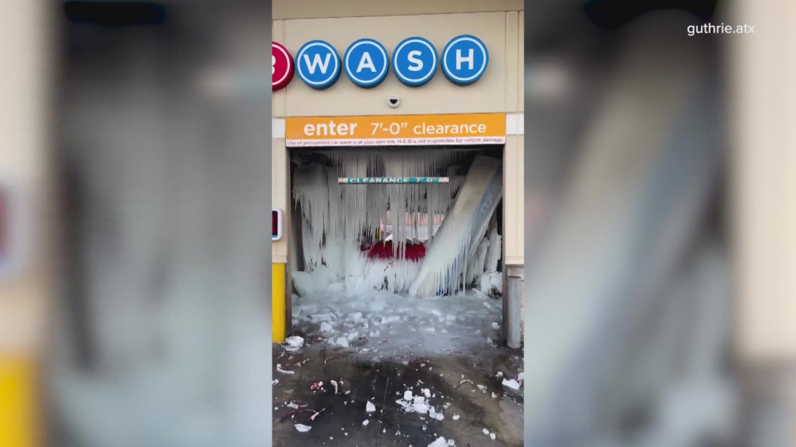 An H-E-B Car Wash Literally Froze In The Texas Cold Blast | Wfaa.com