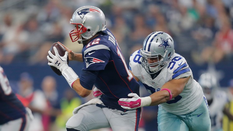 Jason Witten in the Dallas Cowboys' Thanksgiving 2015 uniform