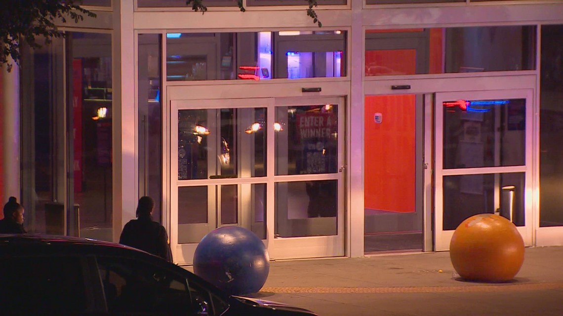 1 man killed at Dave & Buster's in North Dallas