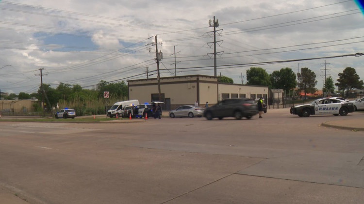 1 person dies in shooting that injured four others at Fort Worth family ...
