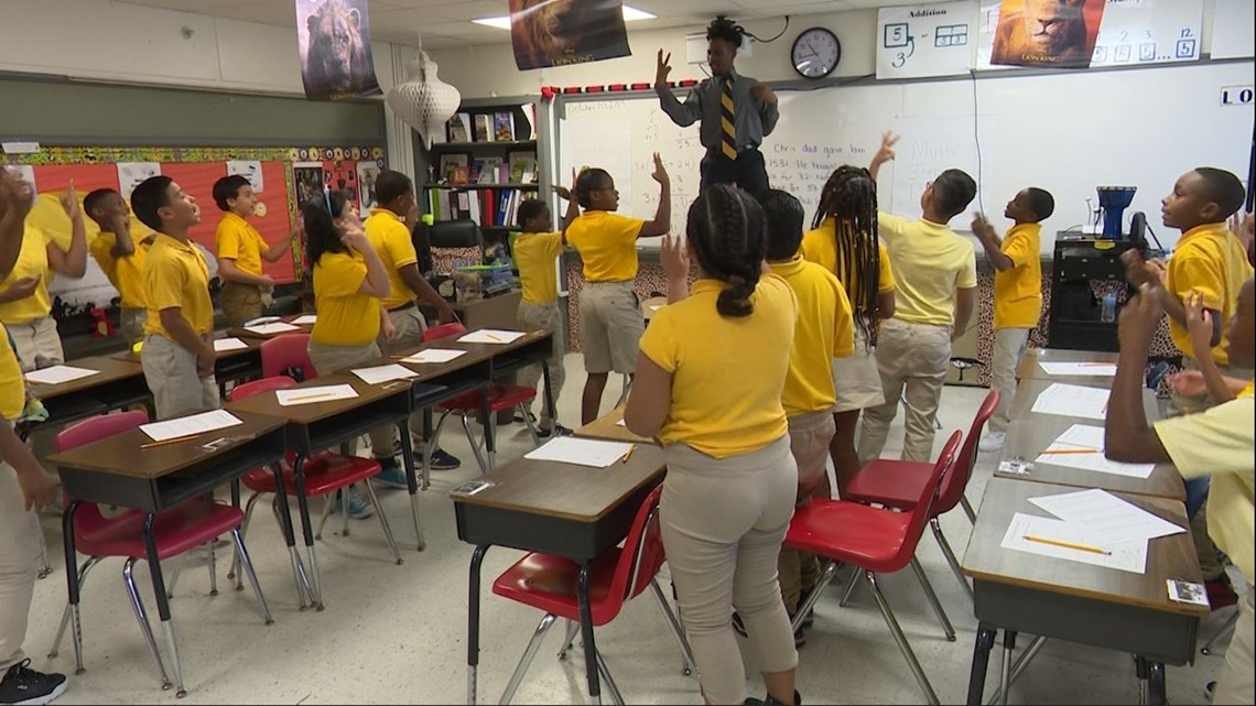 'We just understand it better': Dallas 5th graders rap their way through math