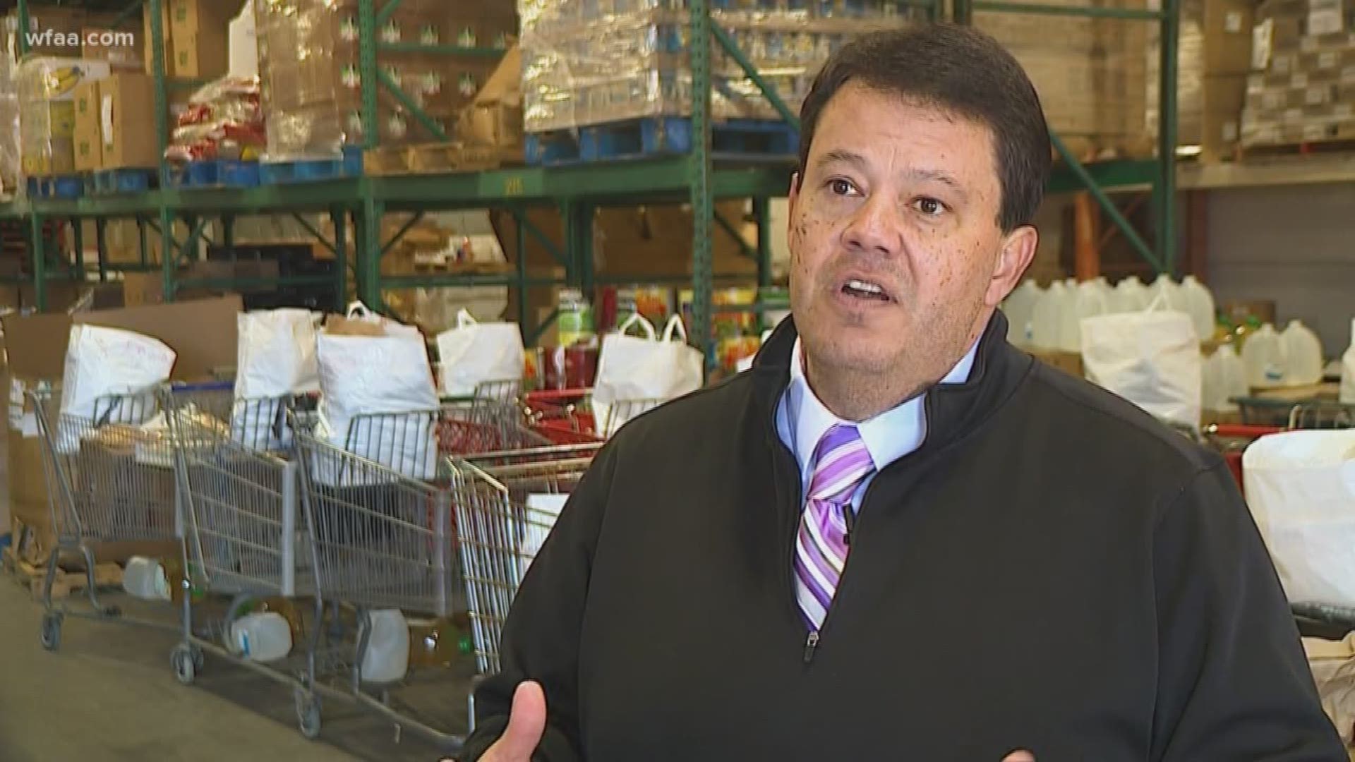 A Mansfield-area food bank calls for North Texas food banks and pantries to work together to help struggling families impacted by the government shutdown.