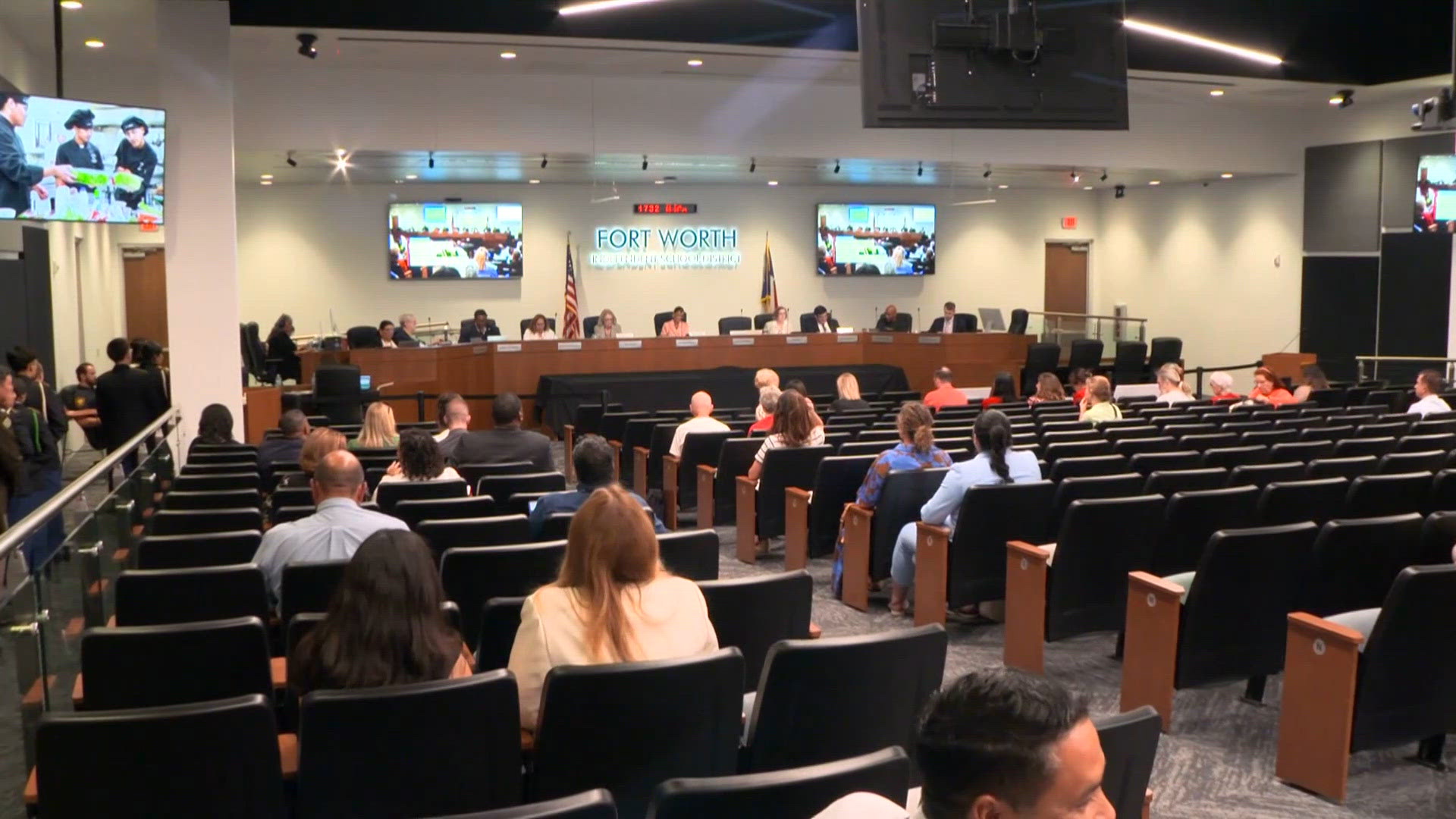 Fort Worth ISD launches 'ELEVATE' network, requires staff at 19 low-performing schools to reapply for jobs