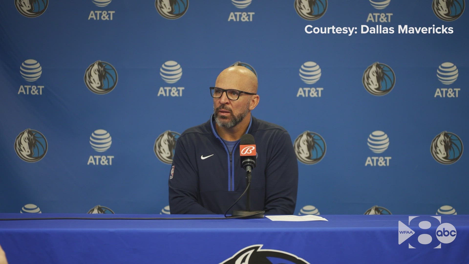 Jason Kidd, Luka Doncic and Jalen Hardy speak after the controversial 127-125 loss to the Golden State Warriors.