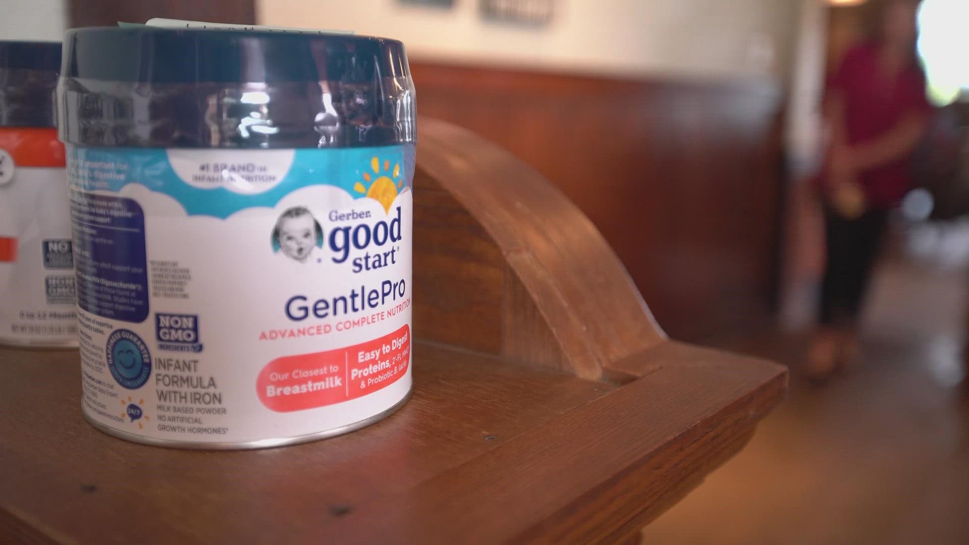 Some parents are stressing about finding baby formula but a restaurant in Mansfield has stepped up to help by offering free cans while their supply lasts.