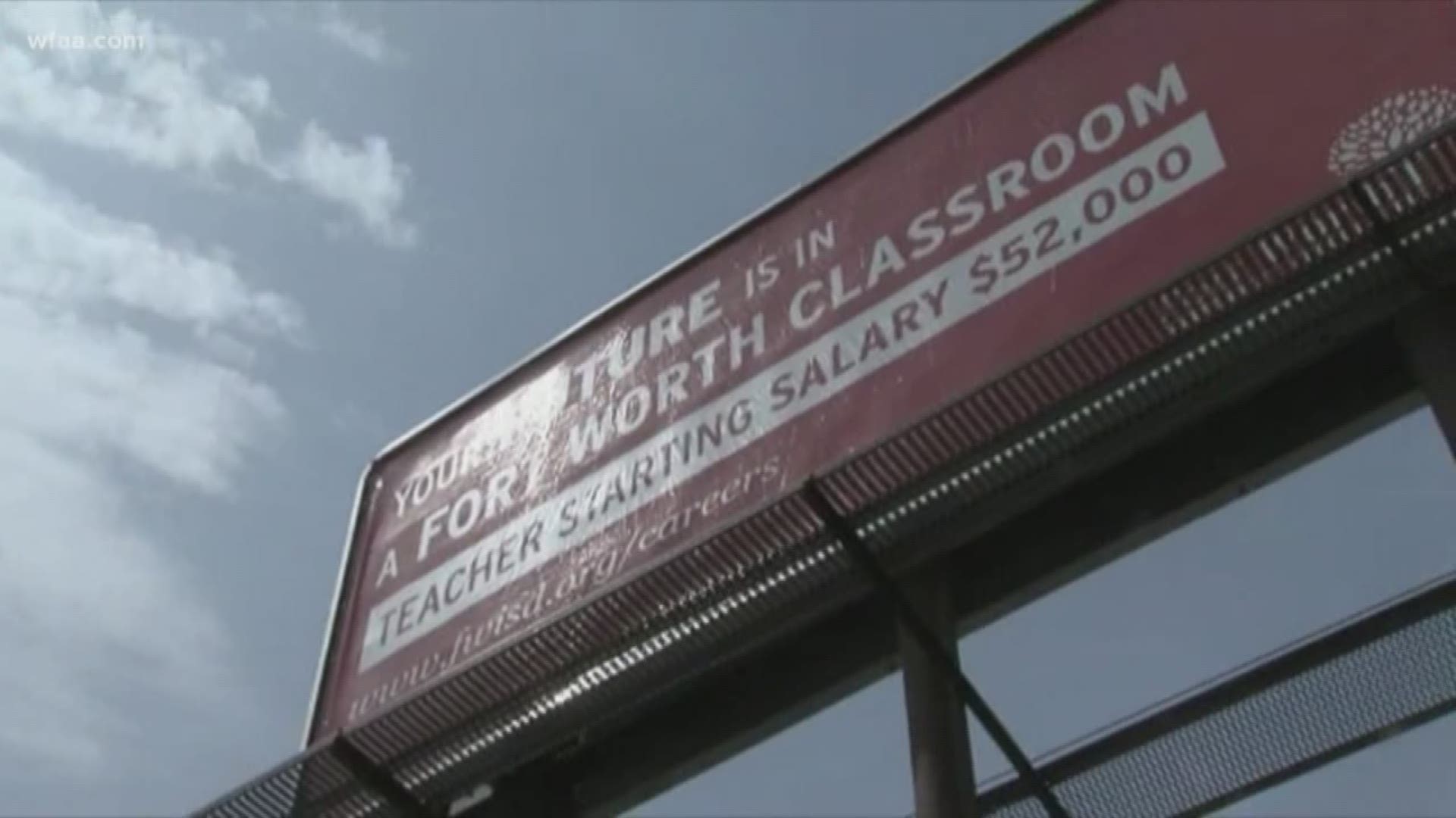 North Texas ISD advertises starting salary on billboards – in Oklahoma |  wfaa.com
