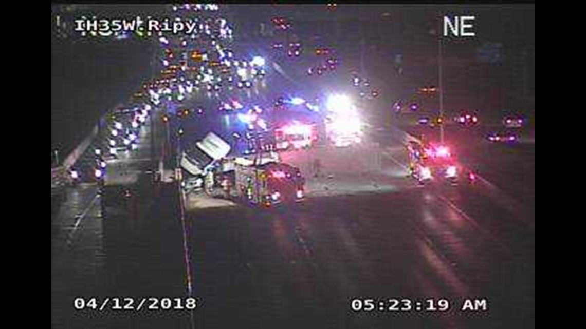 1 dead, 5 injured in fatal 18-wheeler crash on I-35W in Fort Worth ...