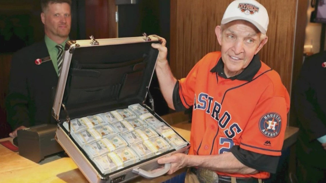 Mattress Mack Is Now Big TCU Back With $1.5M Bet On The Frogs