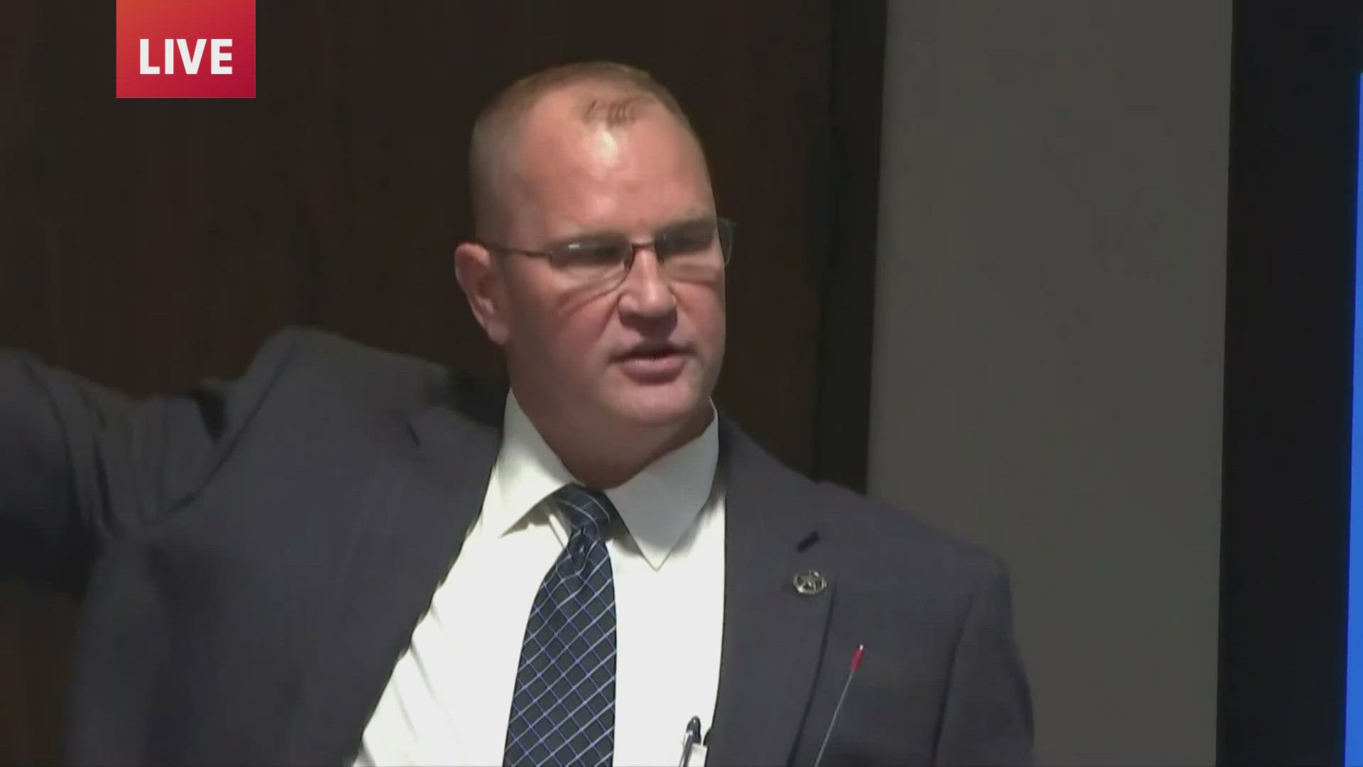 Ballistics expert Kevin Wright testifies at Uvalde school shooting ...