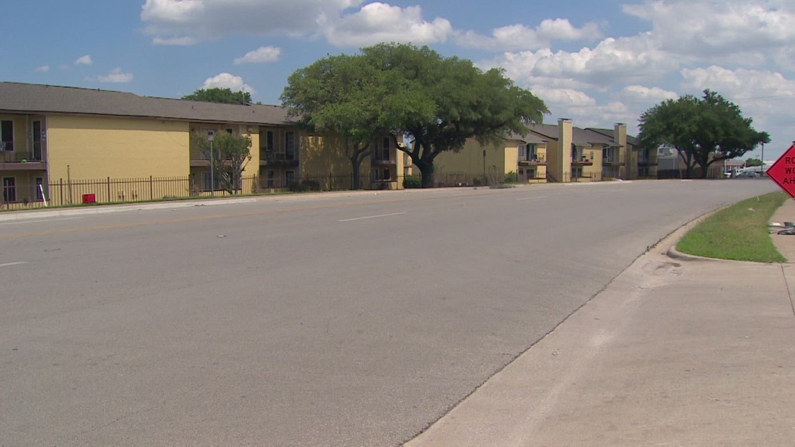 Fort Worth police warn about in-person sales after teen shot - Vimarsana News